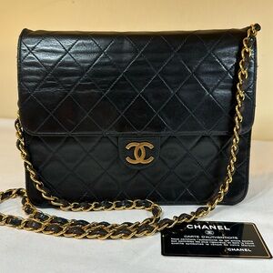 COA CHANEL Single Flap Matelasse Lambskin Black Pushlock 24K Goldplated Hardware